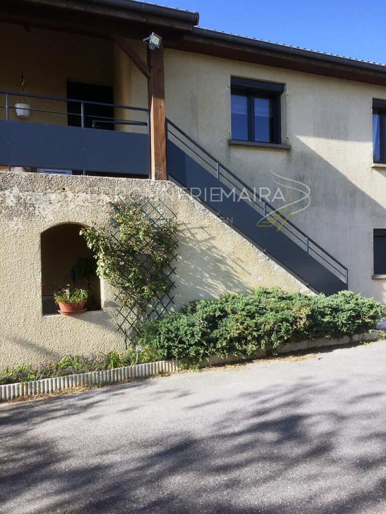 Garde-corps métallique pour escalier isère