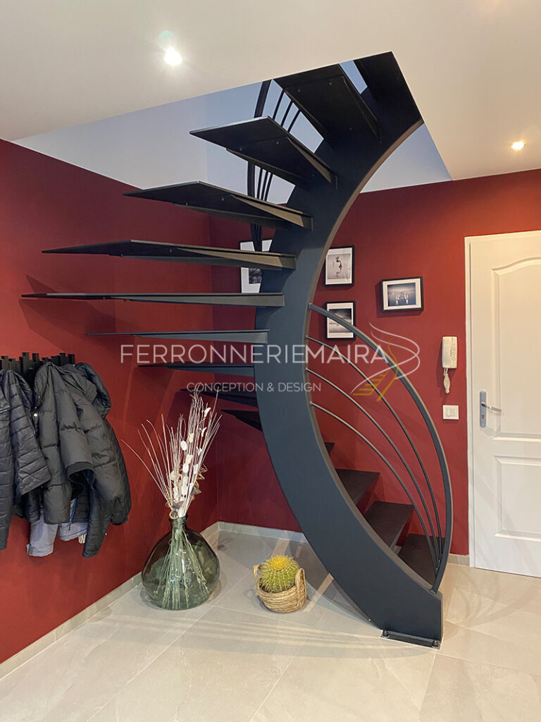 Escalier en acier inoxydable sur mesure – Ferronnerie Maira